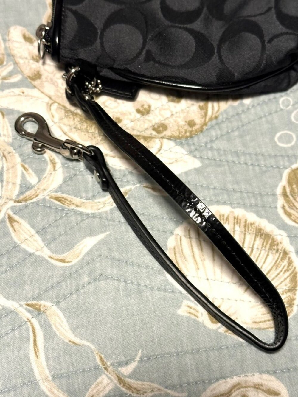 Coach Purse - Picture 5 of 7